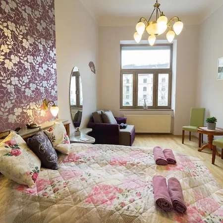 Apartment Jewel In Buda Budapest